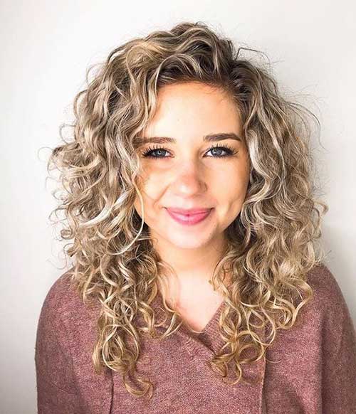 Curly Hairstyles for Women-17