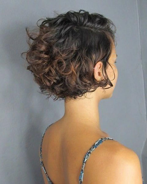 Short Hairstyles For Curly Wavy Hair