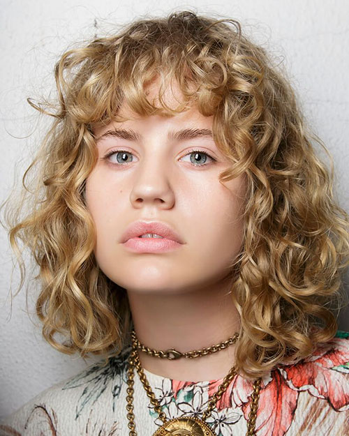 Short Curly Haircuts For Women