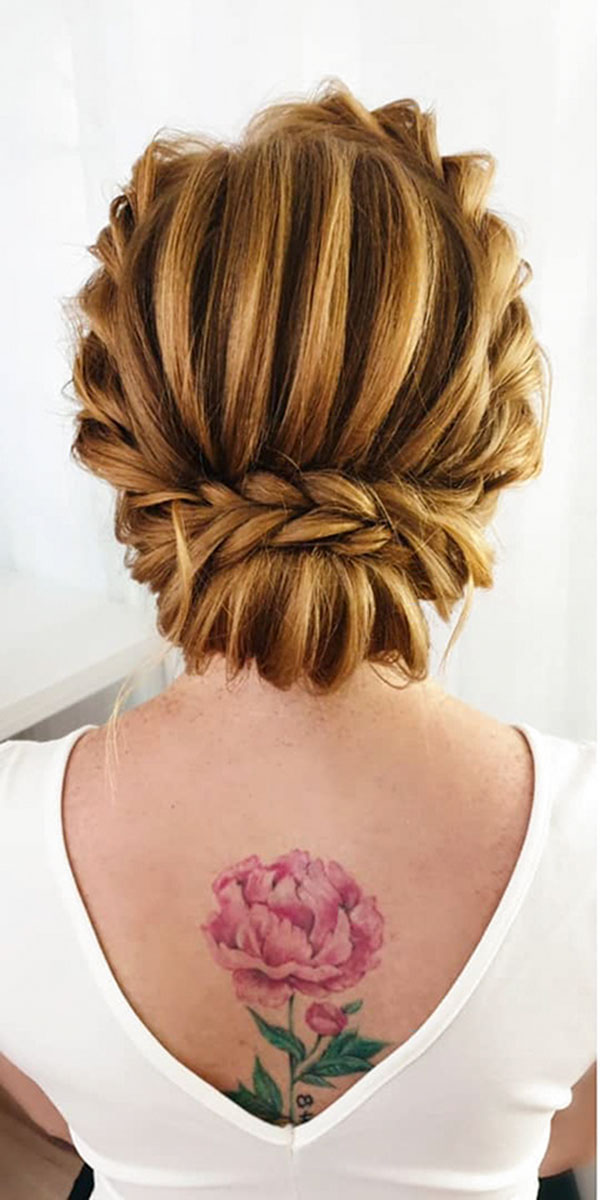 25 Sleek Updo Hairstyles That Will Look Awesome On Everyone 